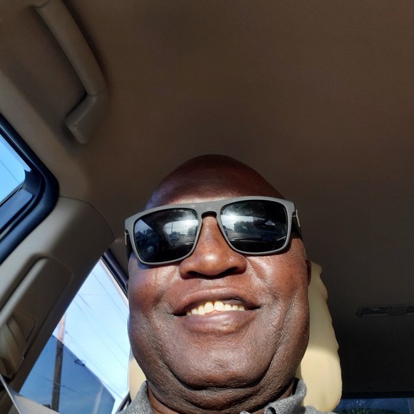 wumola_posh